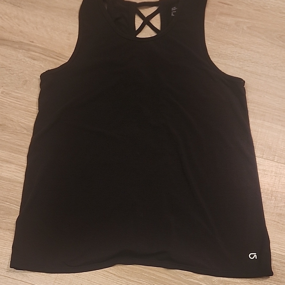 GapFit | Black Open Crossback Tank Top